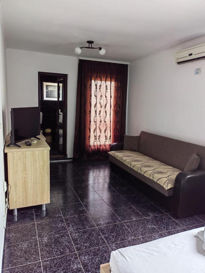 Hotel Casa Alexandru Două Mai Zewnętrze zdjęcie